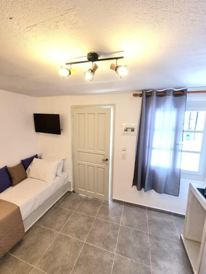 Joannes Vacation Rooms Adamantas Eksteriør billede