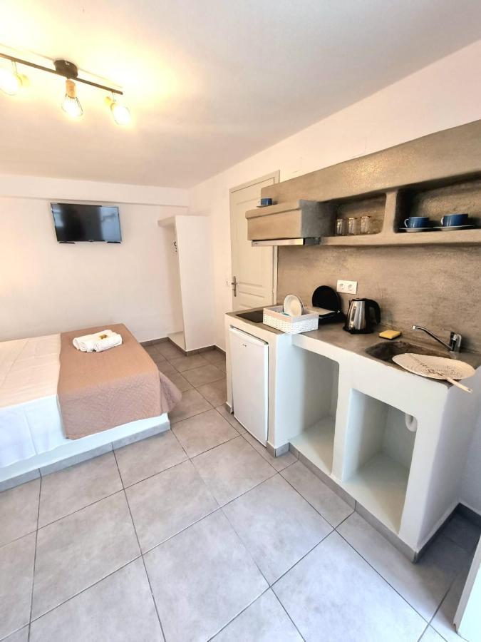 Joannes Vacation Rooms Adamantas Eksteriør billede