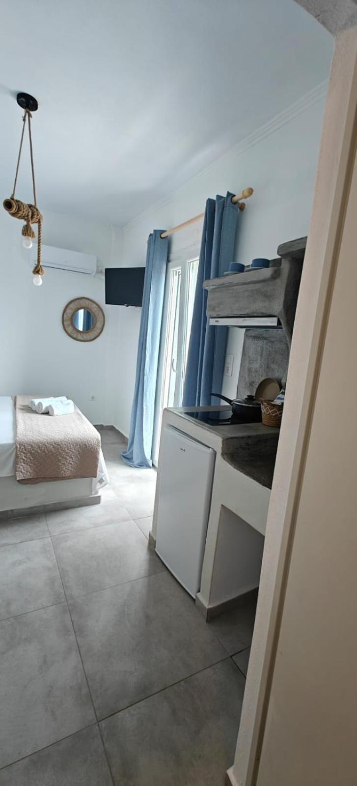 Joannes Vacation Rooms Adamantas Eksteriør billede