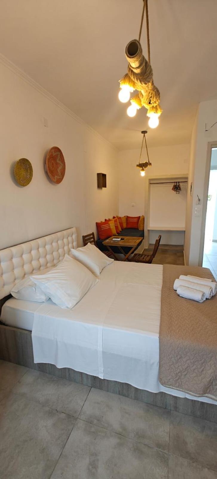 Joannes Vacation Rooms Adamantas Eksteriør billede